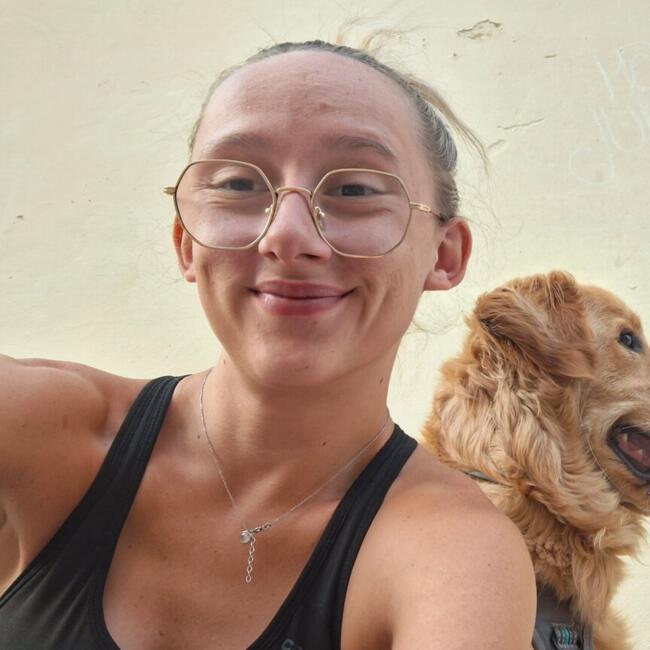 Babysitter in Toulon: Karen