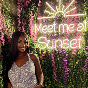 הורה פתח תקווה: Lea