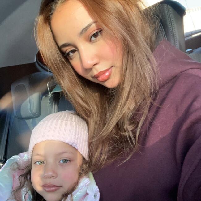 Babysitter in Salé: Yasmine