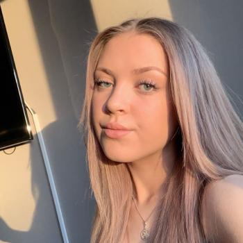 Babysitter in Hässelby (Stockholms län): Emilia