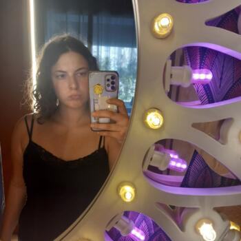 Babysitter a Taurisano: Laura