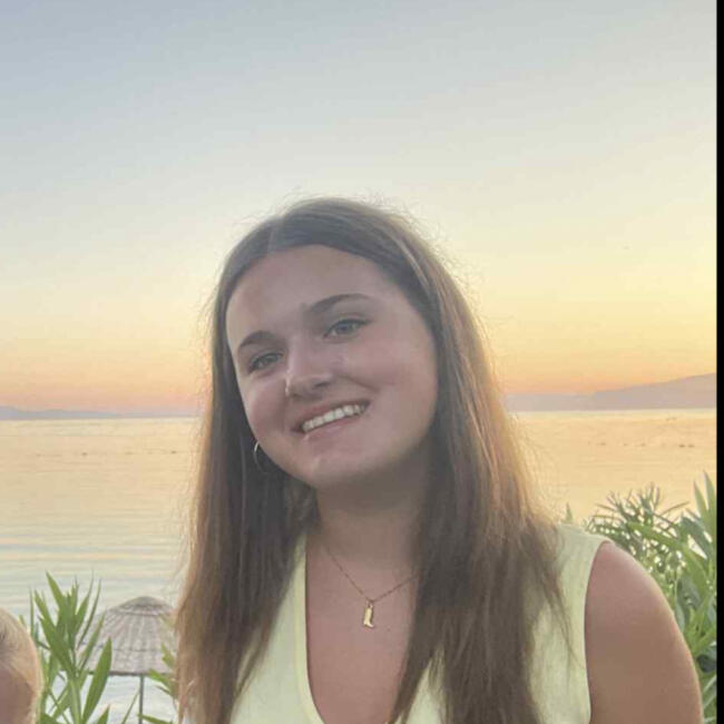 Babysitter in Berlare: Esmée