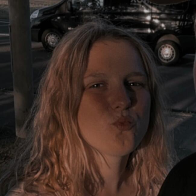 Babysitter in Willebroek: Lenka