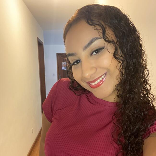 Babá em Balneário Camboriú: Beatriz