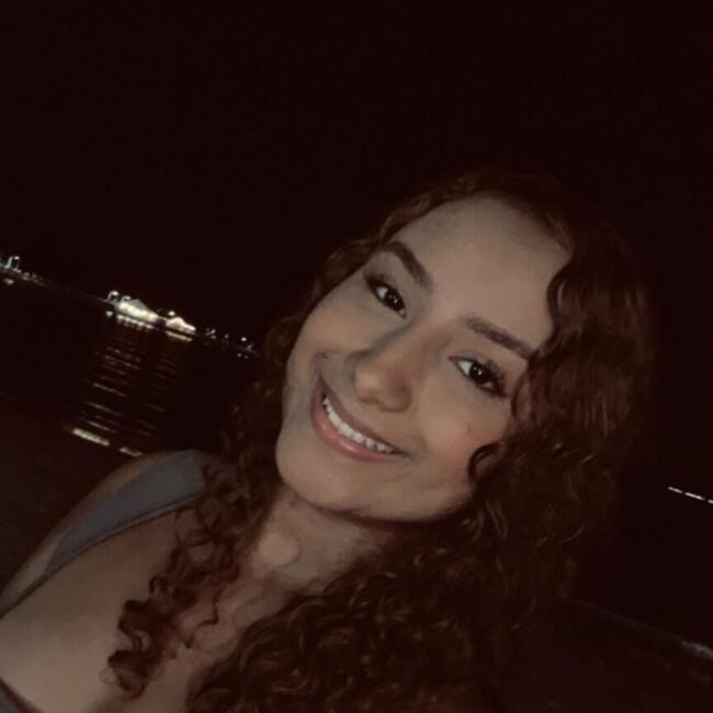 Babysitter in Balneário Camboriú: Beatriz
