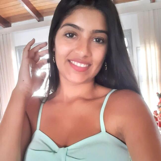 Babá em Uberlândia: Mylena