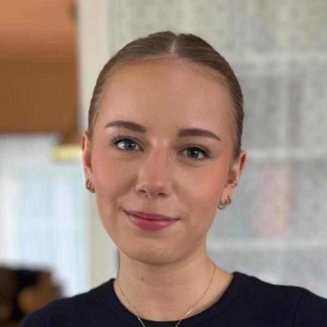 Babysitter in Janville-sur-Juine: Zélie