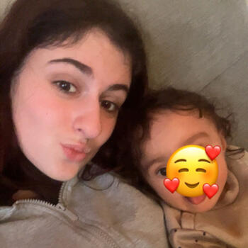 Babysitter in Quessoy: Lea