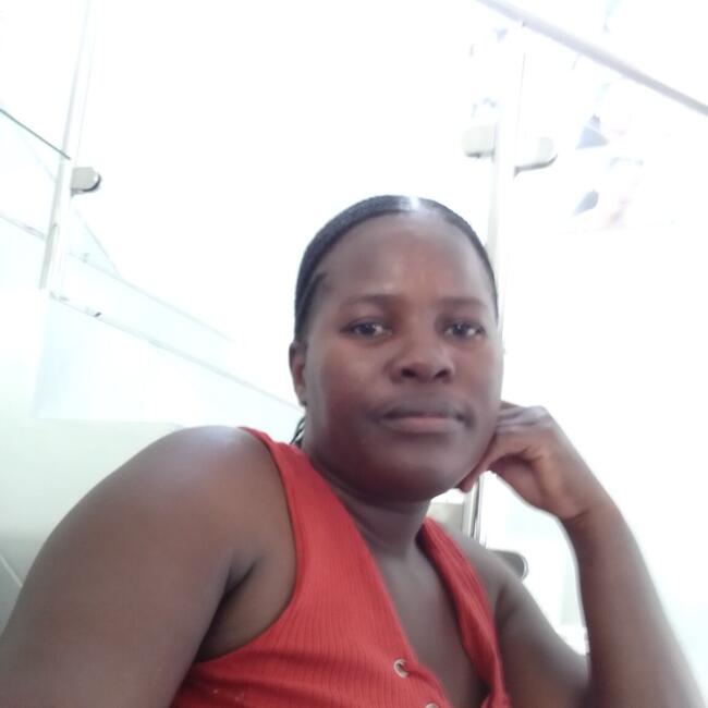 Babysitter in Cape Town: Emelda