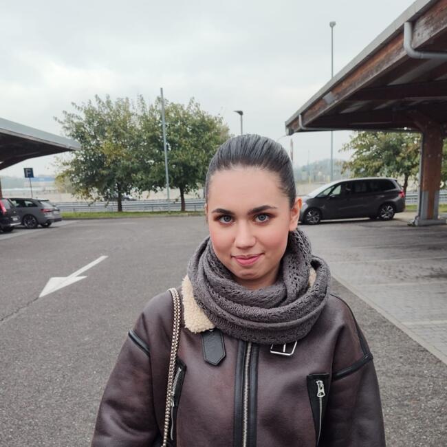 Babysitter a Castelletto sopra Ticino: Cazzola michelle