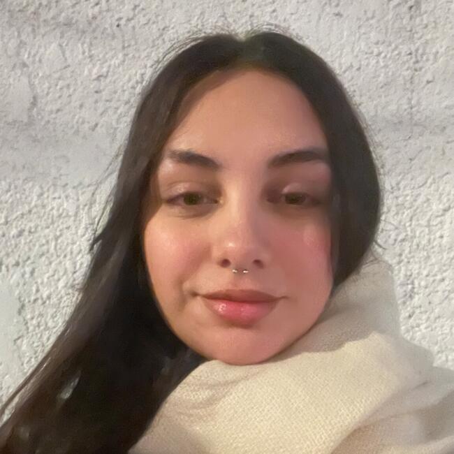 Babysitter in Montevideo: Iara