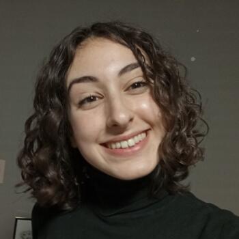 Babysitter in Liège: Lyna