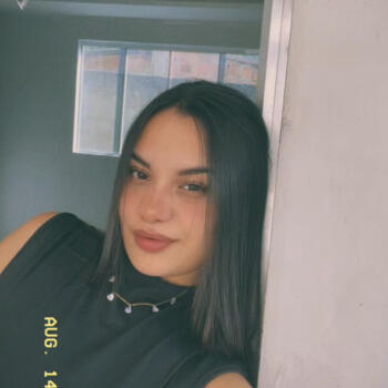 Babysitter in Louvres: Evellen