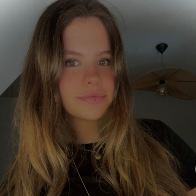 Babysitter in Bouchemaine: Camille