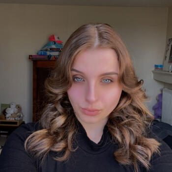 Babysitter in Saumur: Marina