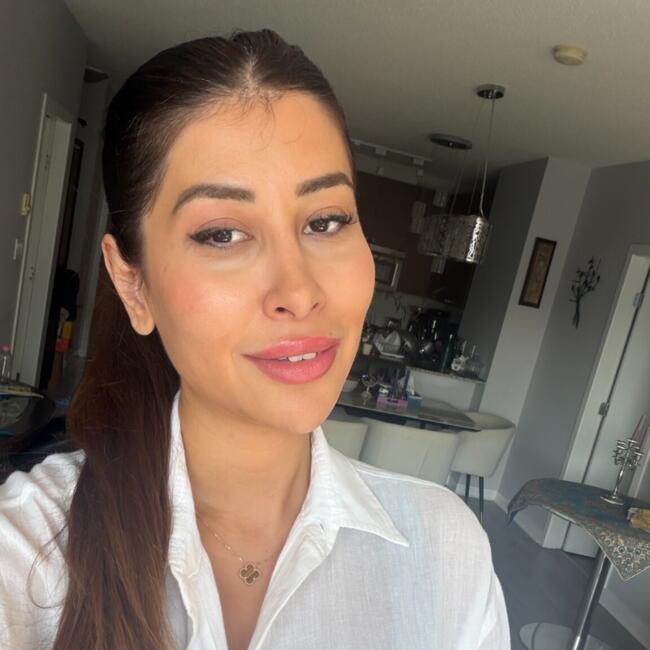 Babysitter in Port Moody: Mahsa