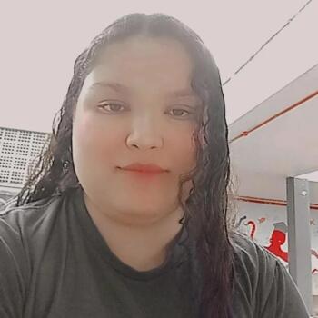 Babá em Guaramirim: Raquel