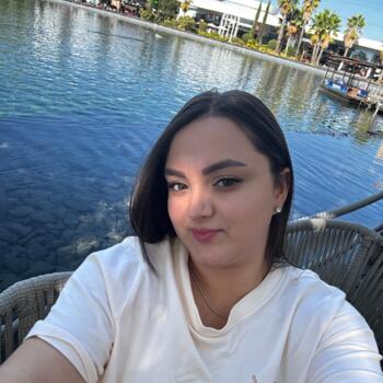 Nanny El Parador de las Hortichuelas: Valentina