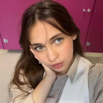 Babysitter in Montlouis-sur-Loire: Loubna