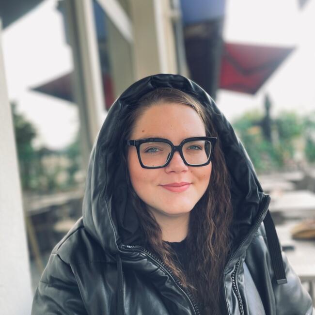 Babysitter in Arlon: Anais