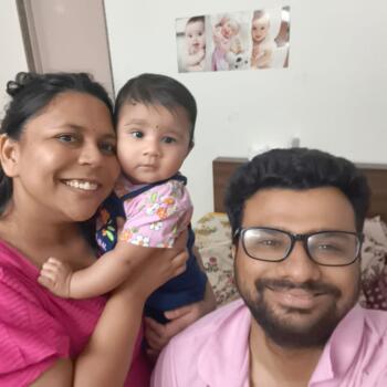 माता-पिता अहमदाबाद: Nancy