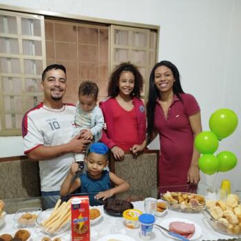 Babysitting job in Goiânia: Laura dos