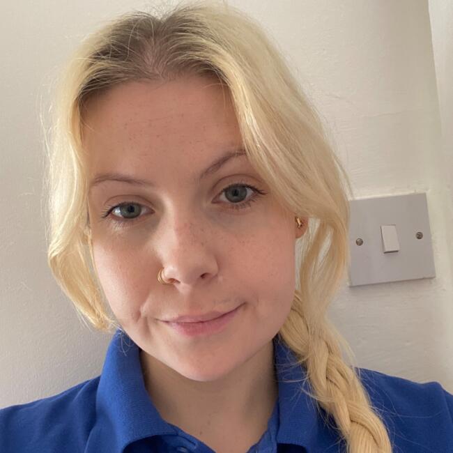 Babysitter in Bray: Emily