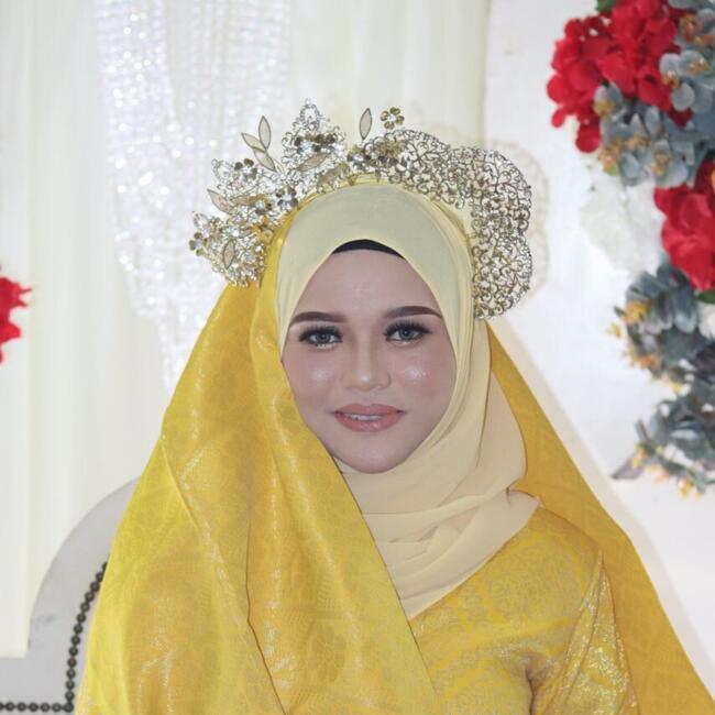 Pengasuh di Klang: Nur