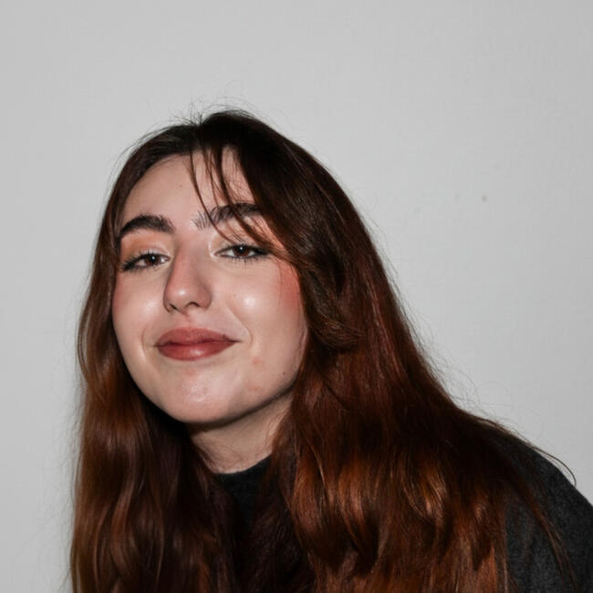 Babysitter in Lisbon: Iara