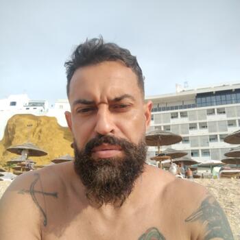 Babysitting job in Albufeira: babysitting job Tiago