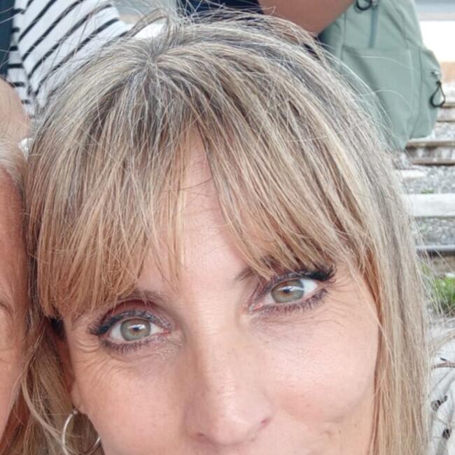 Babysitter in Rome: Serena