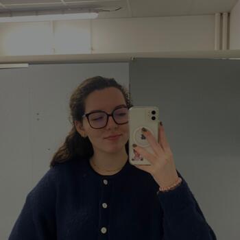 Babysitter Audrieu: Agathe