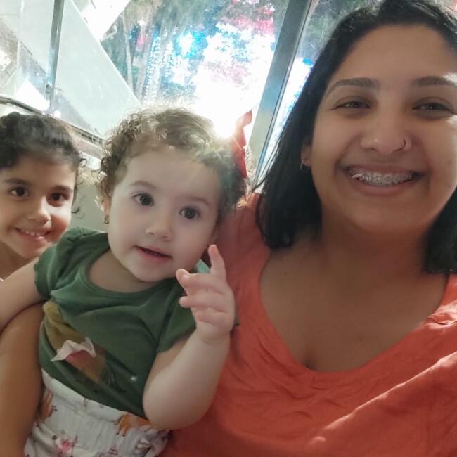 Babysitting job in Maringá: Sonielli