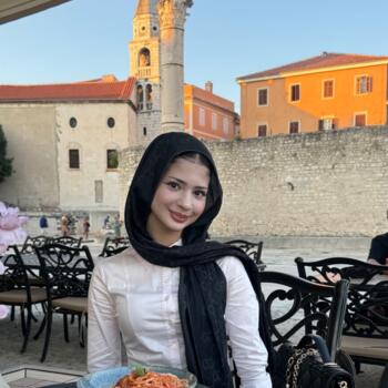 Babysitter in Köln: Esma