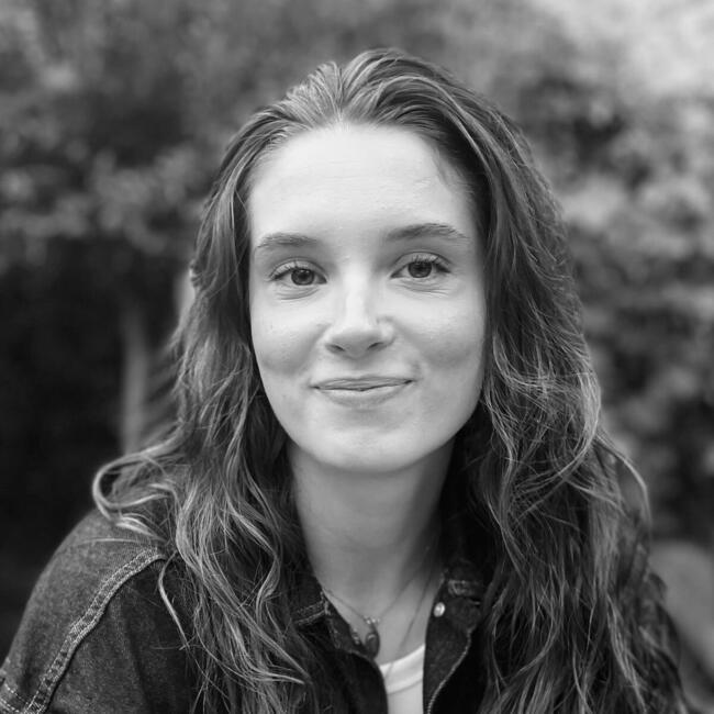 Babysitter in Meximieux: Émilie