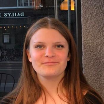 Babysitter in Malmo: Julia