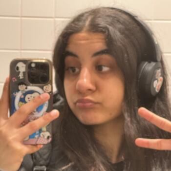 Babysitter Manchester: Savera