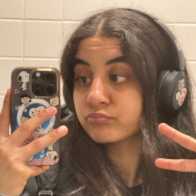 Babysitter in Manchester: Savera