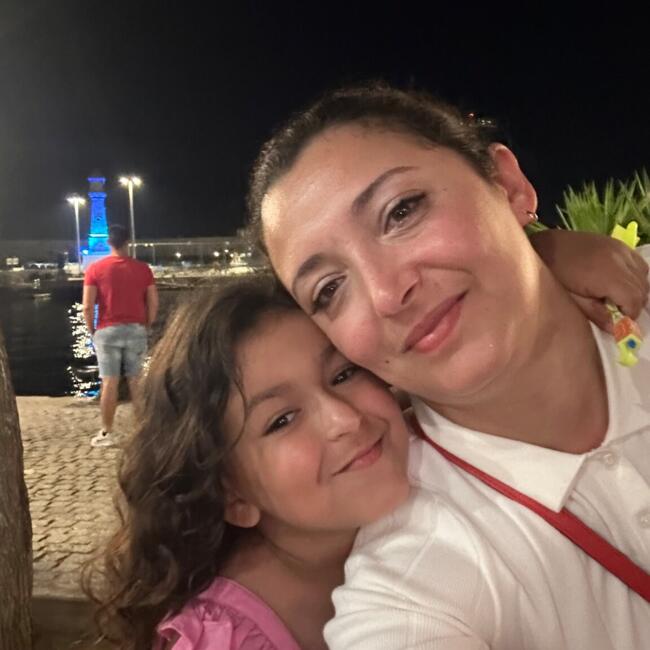 Babysitter in Saint-Herblain: Fayza