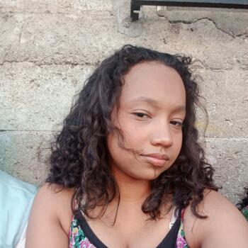 Niñera en Sanarate: Brittany de la Cruz