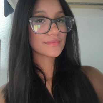 Niñera Pinto: Vicky