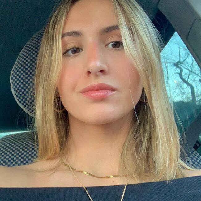 Babysitter in Toledo: Alicia