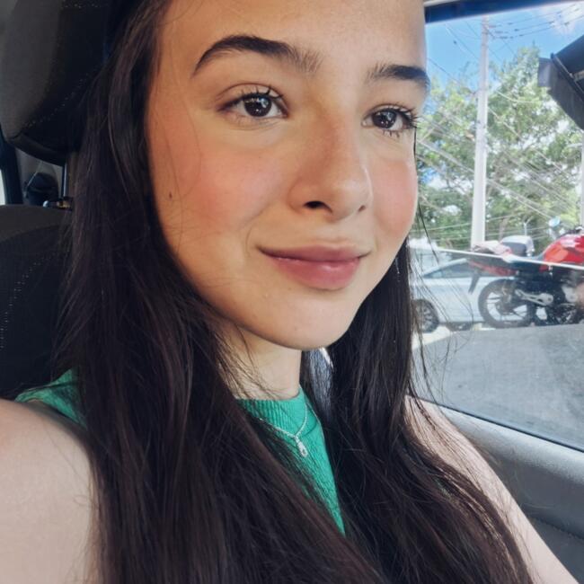 Babá em Sorocaba: Valentina