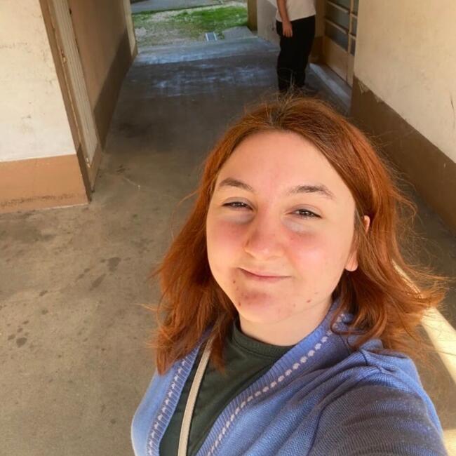 Babysitter in Rennes: Mona