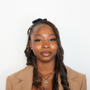 Babysitter in Paris: Nouriah