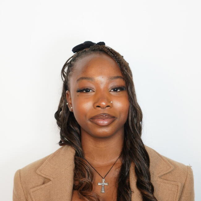 Babysitter in Paris: Nouriah
