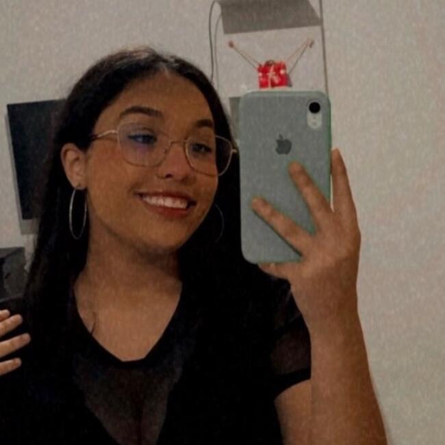 Babysitter in Cascavel: Aline