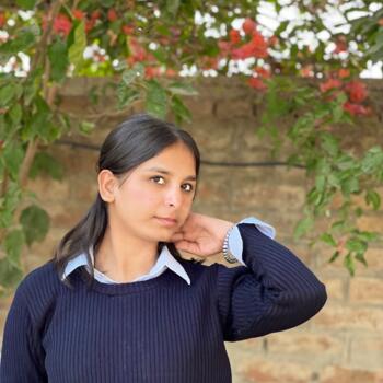 Babysitter in Bathinda: Riyaaa