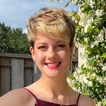 Babysitter in Dublin: Brynne