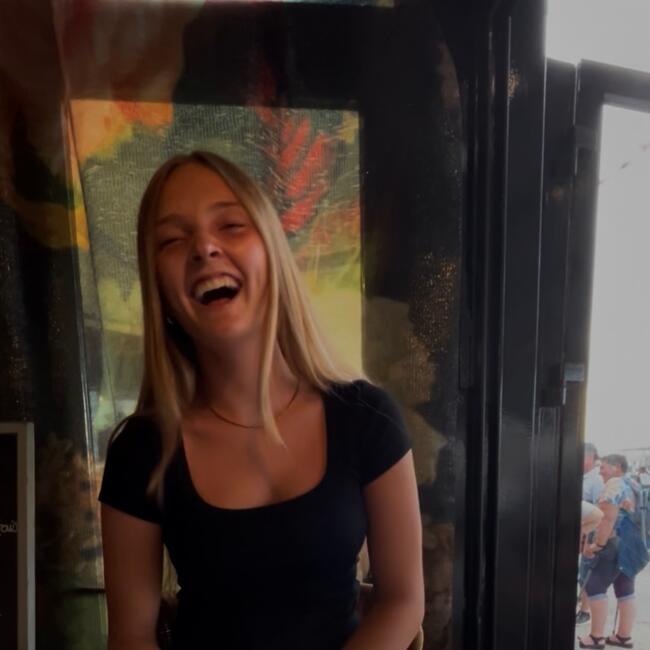 Babysitter in Les Sables-d'Olonne: Maelyss